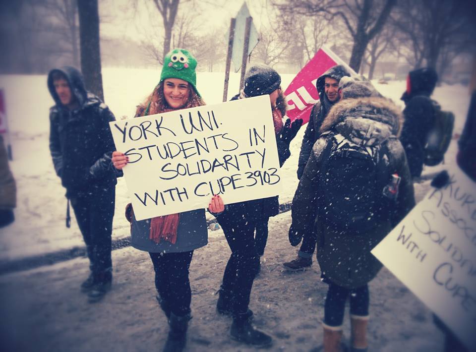 Student-solidarity-with-CUPE-3903